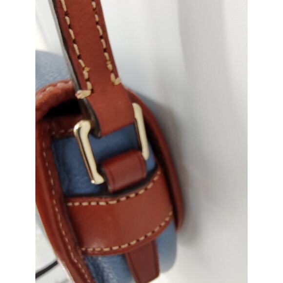 Dooney & Bourke Blue Pebble Grain Hallie Bag Crossbody Flap Close Adjust Strap - Picture 4 of 16